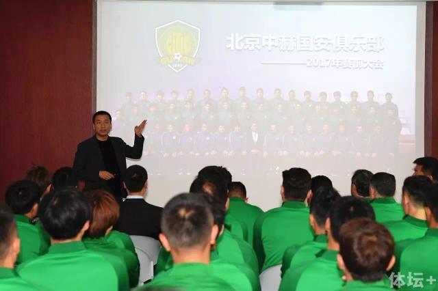 宝贝好紧好爽再搔一点试小说