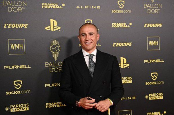 草莓在深夜释放自己在线