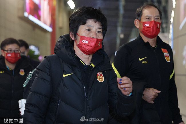 萌白酱jk白丝